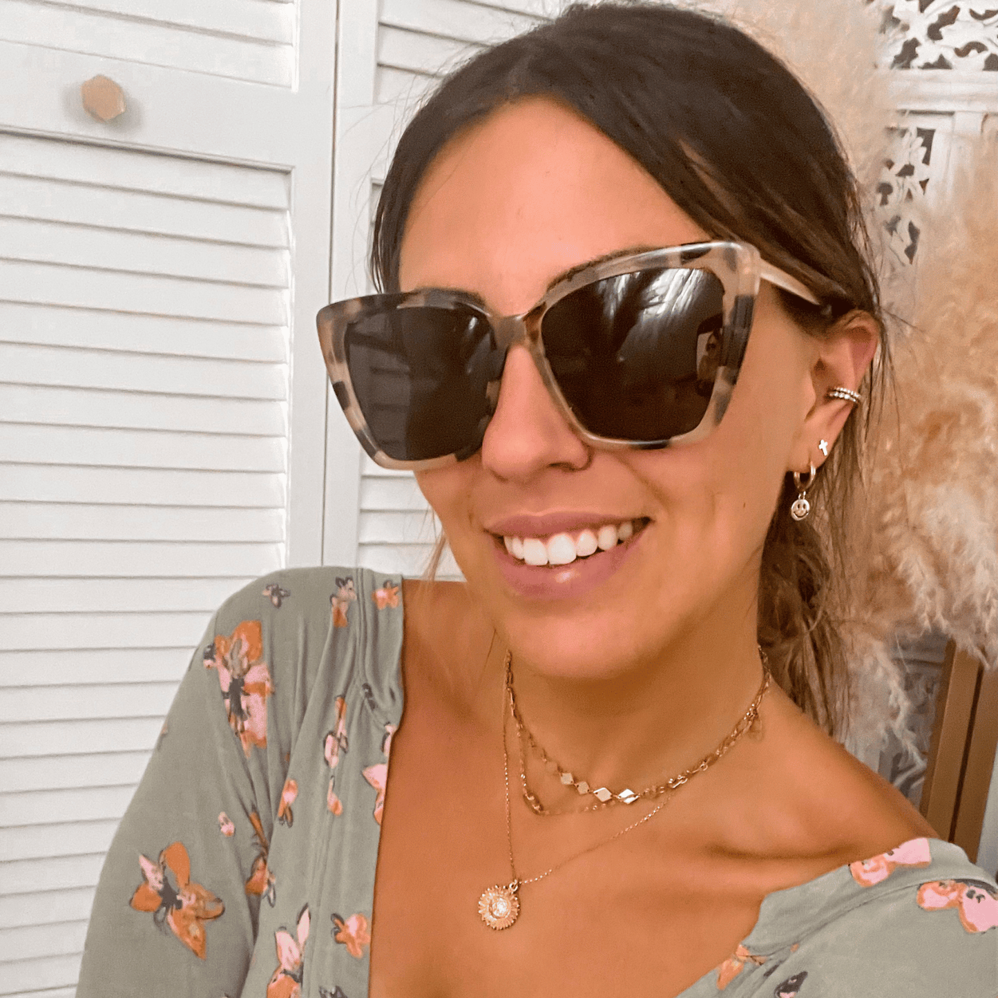 Óculos de Sol Becky II - Tartaruga Creme + Cinza Polarizado