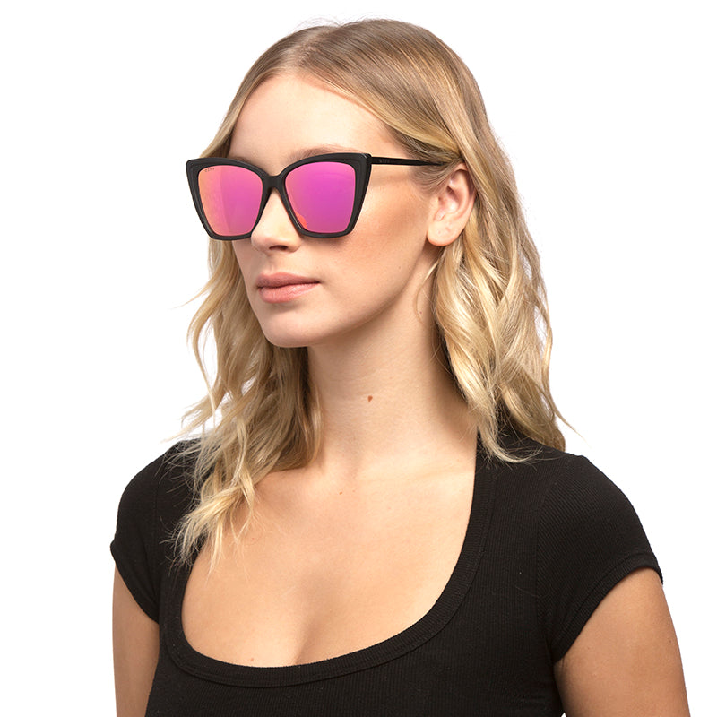Óculos de Sol Becky II - Preto Fosco + Espelhado Rosa Polarizado